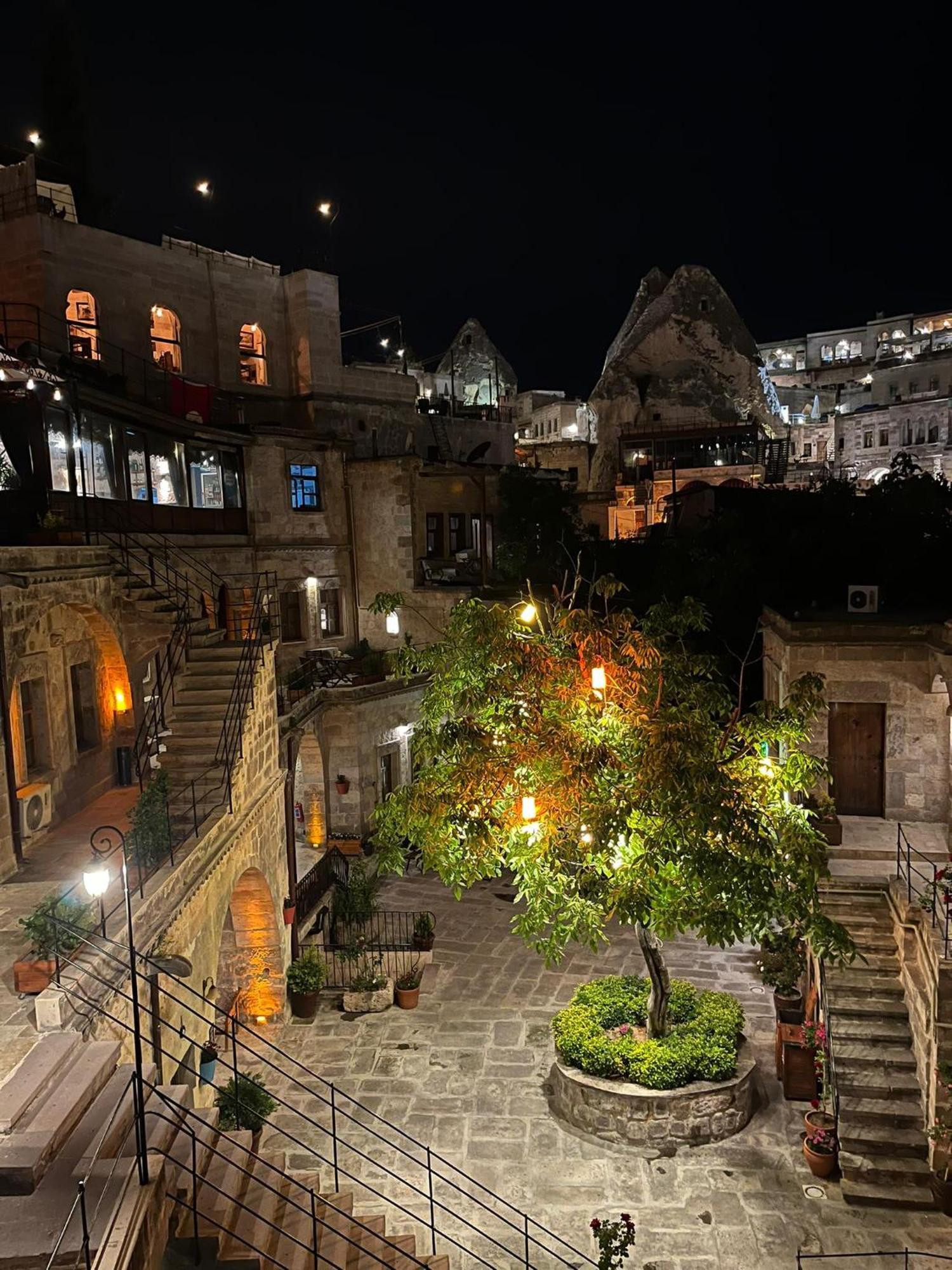 Century Cave Hotel Goreme Bagian luar foto