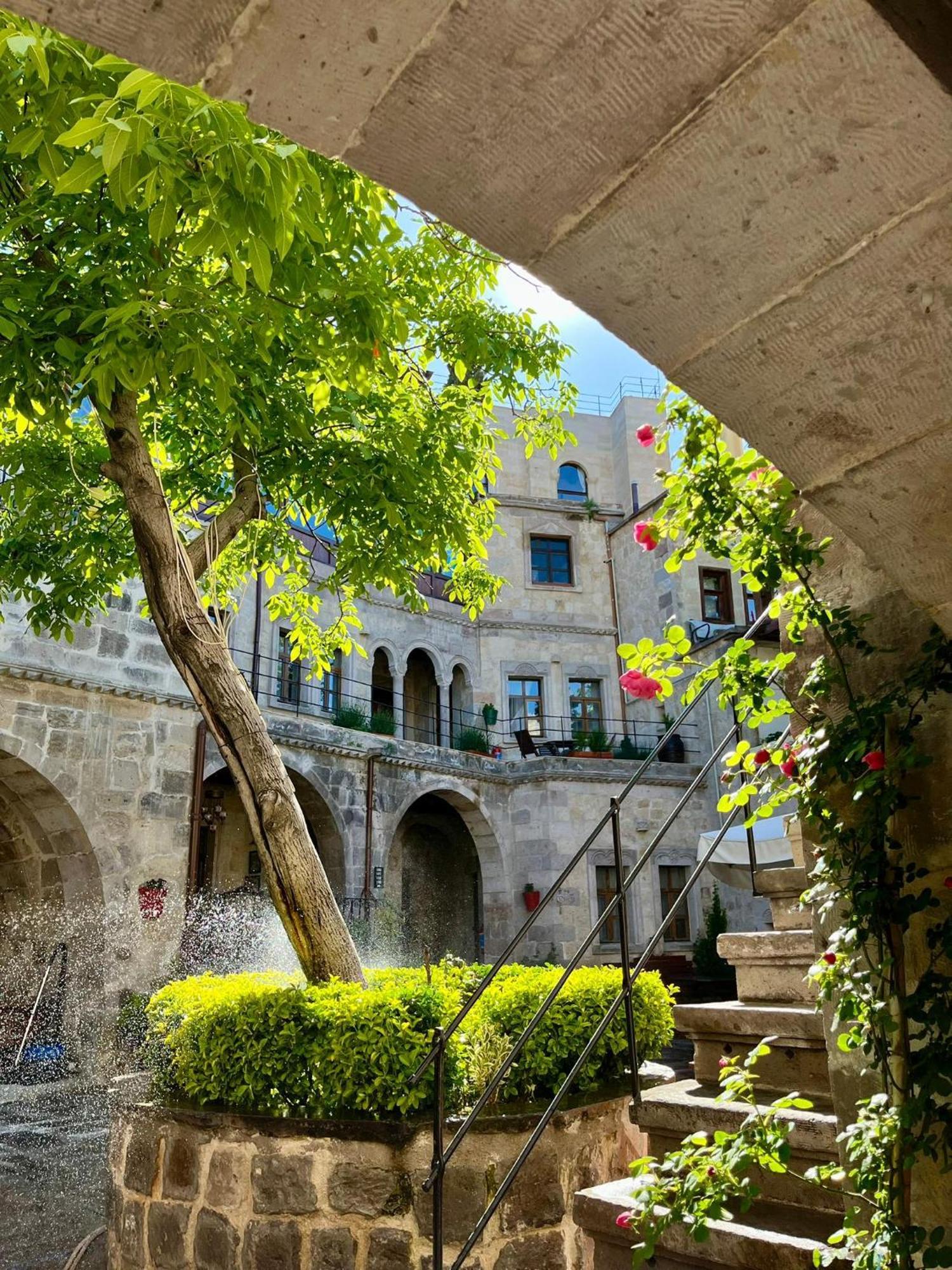 Century Cave Hotel Goreme Bagian luar foto
