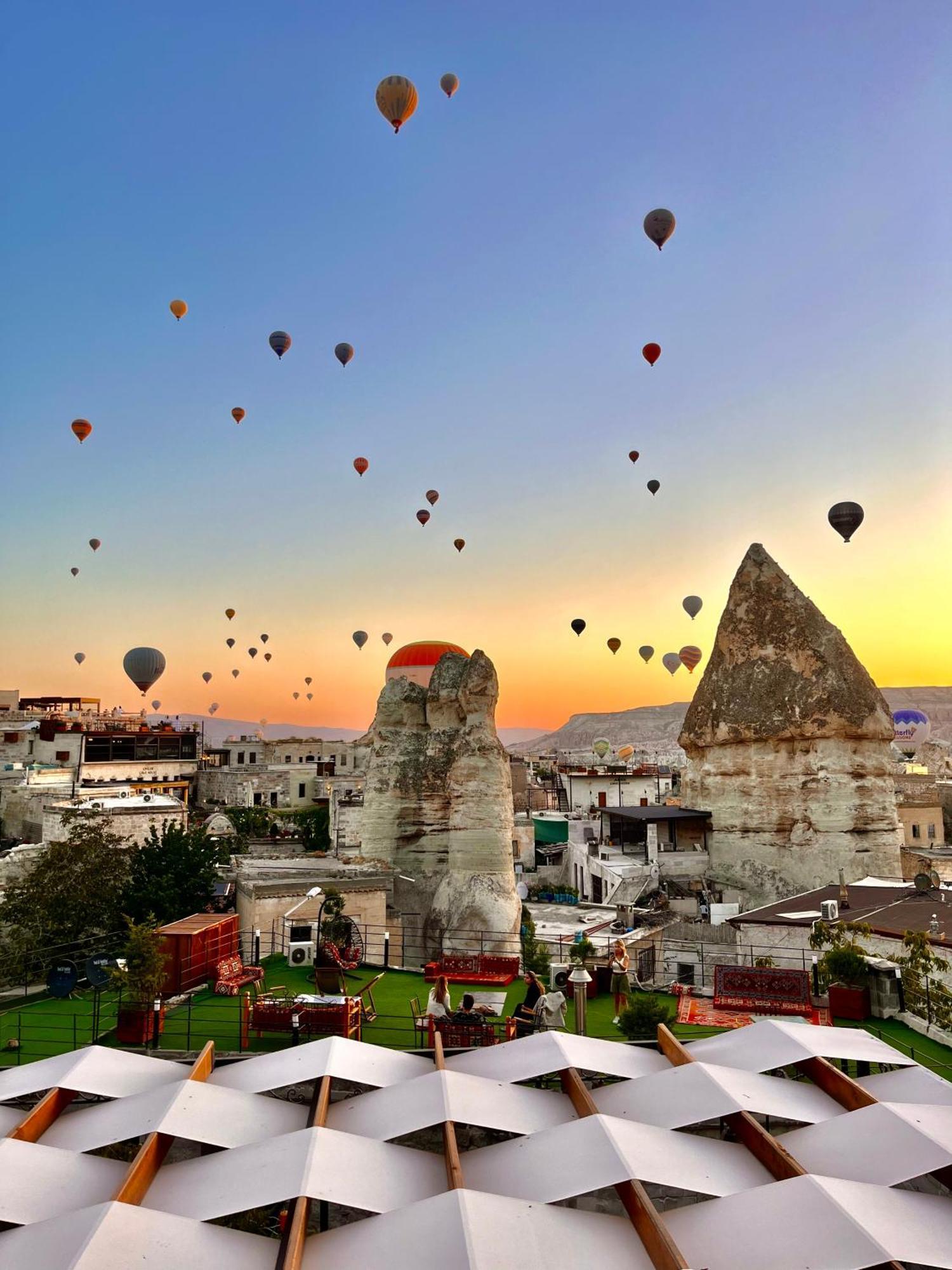 Century Cave Hotel Goreme Bagian luar foto