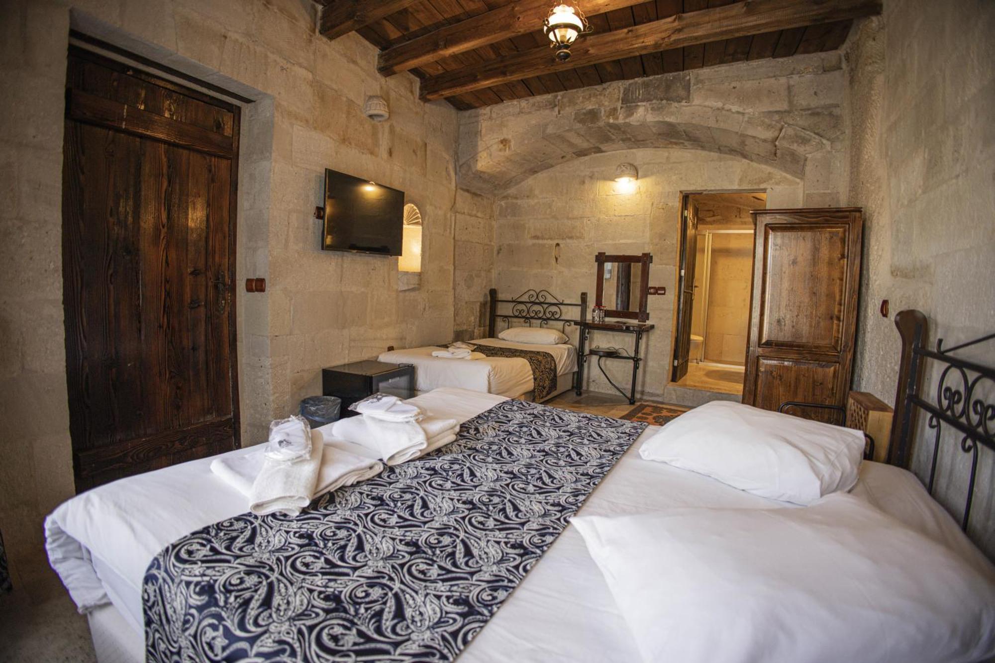 Century Cave Hotel Goreme Bagian luar foto