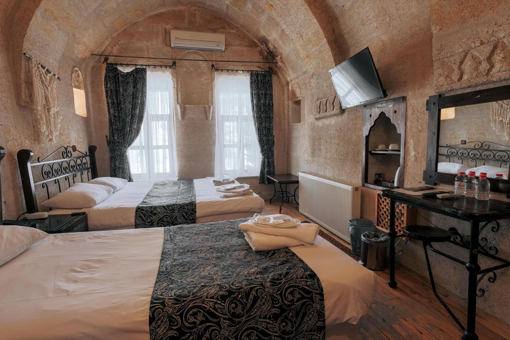 Century Cave Hotel Goreme Bagian luar foto