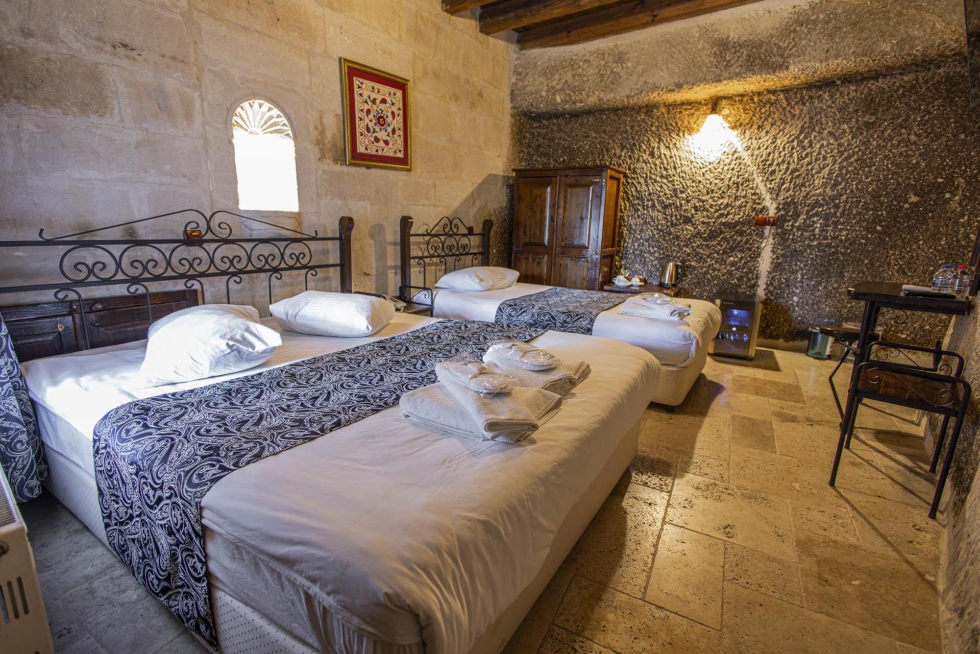 Century Cave Hotel Goreme Bagian luar foto